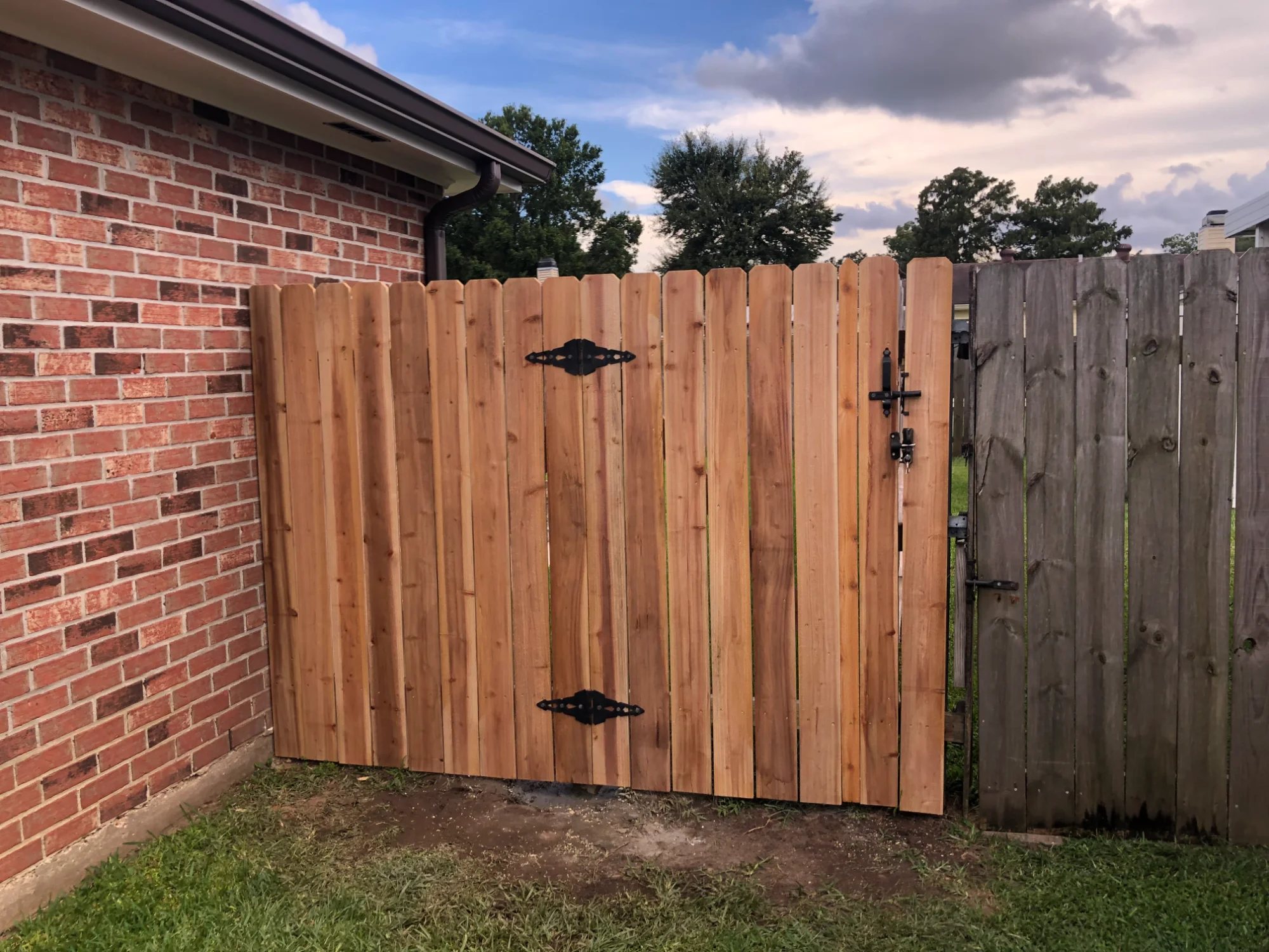 Fence and gate repair
